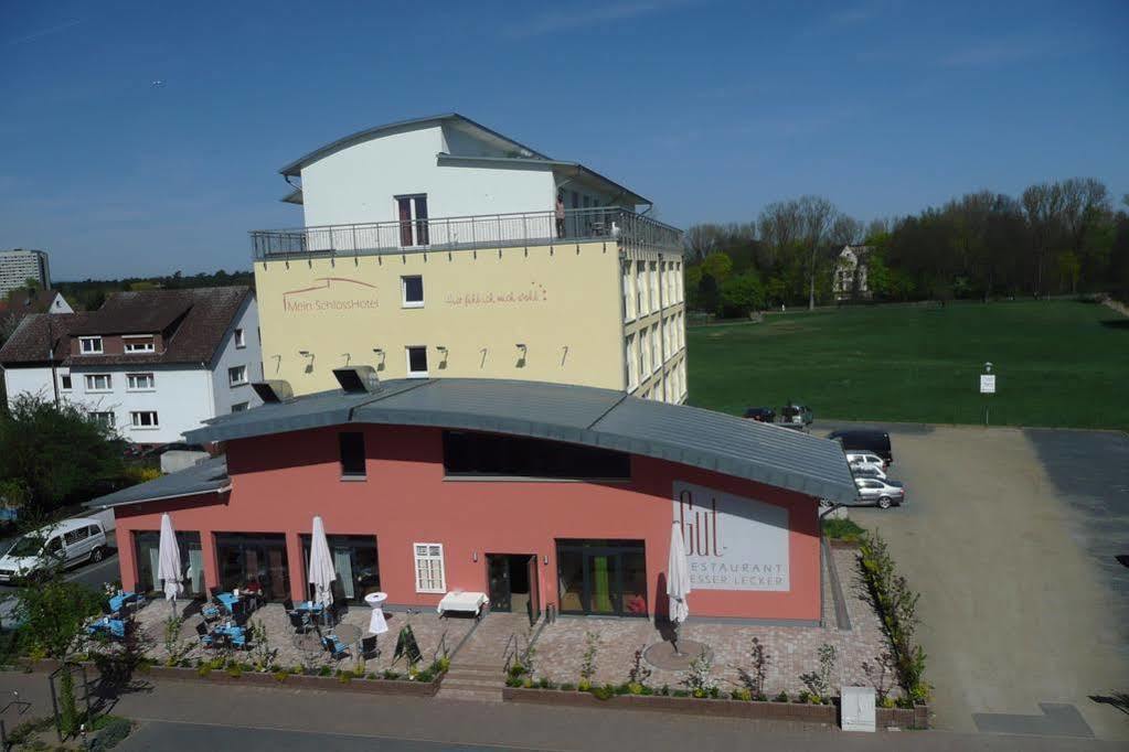 Mein Schlosshotel Heusenstamm Exterior foto